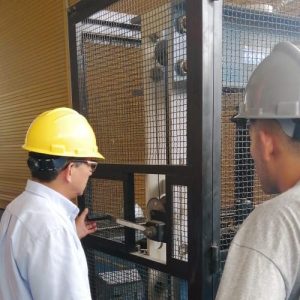 Inspección y mantenimiento de prensa hidráulica